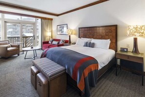 Bureau, fer et planche à repasser, Wi-Fi gratuit, draps fournis