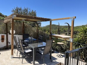 Outdoor dining - House Es Pins (Begur)