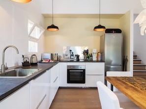 Fridge, microwave, oven, dishwasher - Casa Nova (Begur) (Begur)
