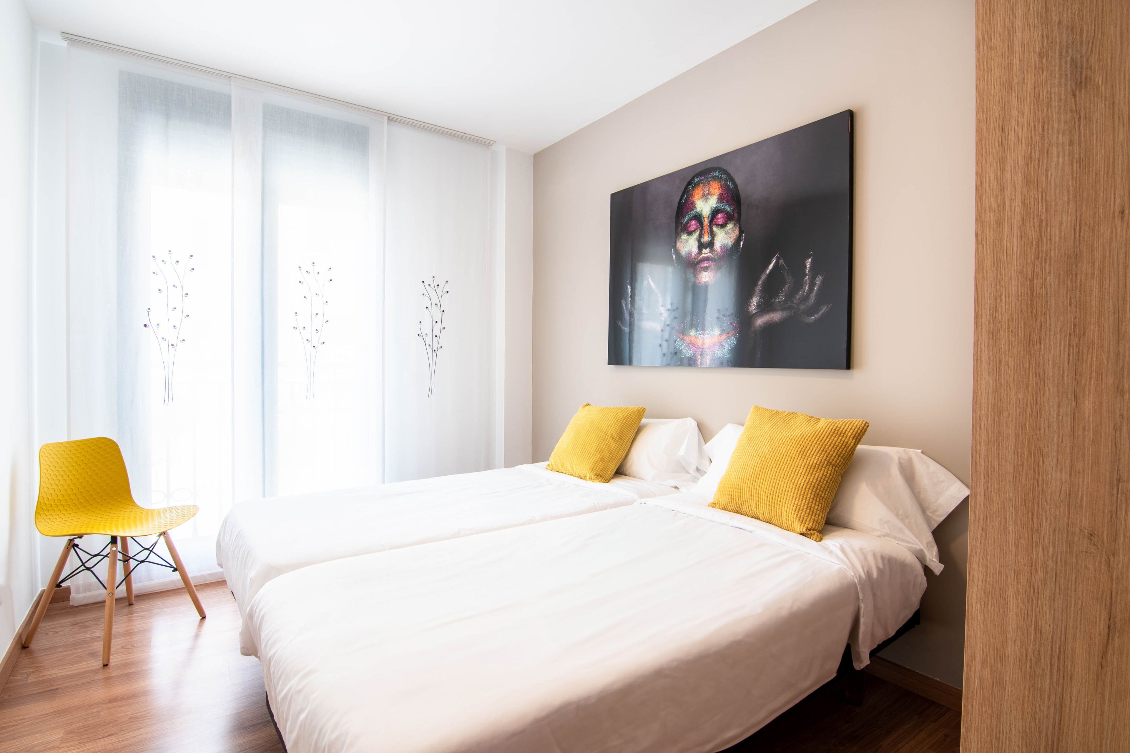 2 bedrooms, WiFi, bed sheets