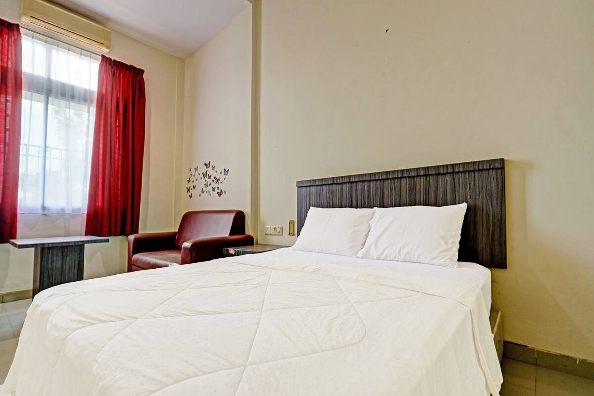 Suite estudio familiar | Escritorio, wifi gratis, ropa de cama