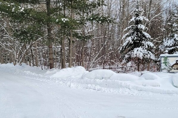 Property grounds - Brookside Hide-A-Way #2, Port Superior, Bayfield (Bayfield)