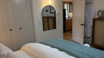 1 habitación, escritorio, wifi y ropa de cama