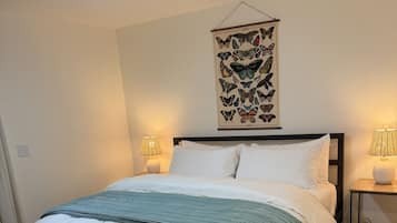 1 habitación, escritorio, wifi y ropa de cama