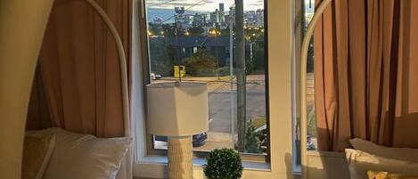 7 bedrooms, iron/ironing board, travel cot, free WiFi