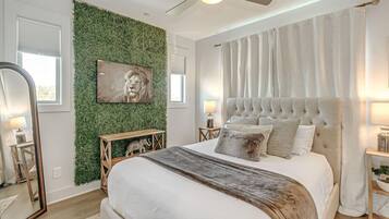 7 bedrooms, iron/ironing board, travel crib, free WiFi