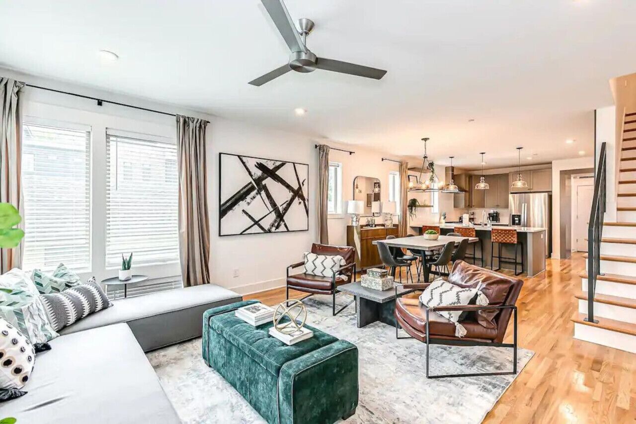 Smart TV, table tennis