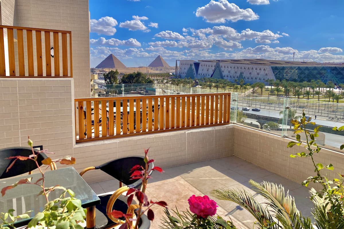 Premium Double Room | 1 bedroom, individually decorated, individually furnished, desk
