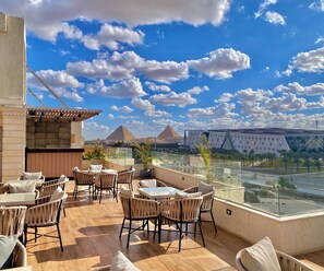 Terrace/patio - New Museum Guest House Pyramids View (Giza)