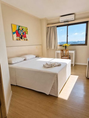 Deluxe Double Room | In-room safe, free WiFi - KLEIN VILLE  ESTEIO EXPRESS BR (Esteio)