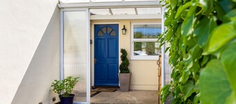 NEW! Cotswold Luxury Cottage "Witney Hideaway" near Witney, Oxford, Burford.