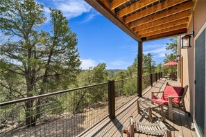 Property grounds - Rustic Pine|  Experience the magic of Zion (Orderville)