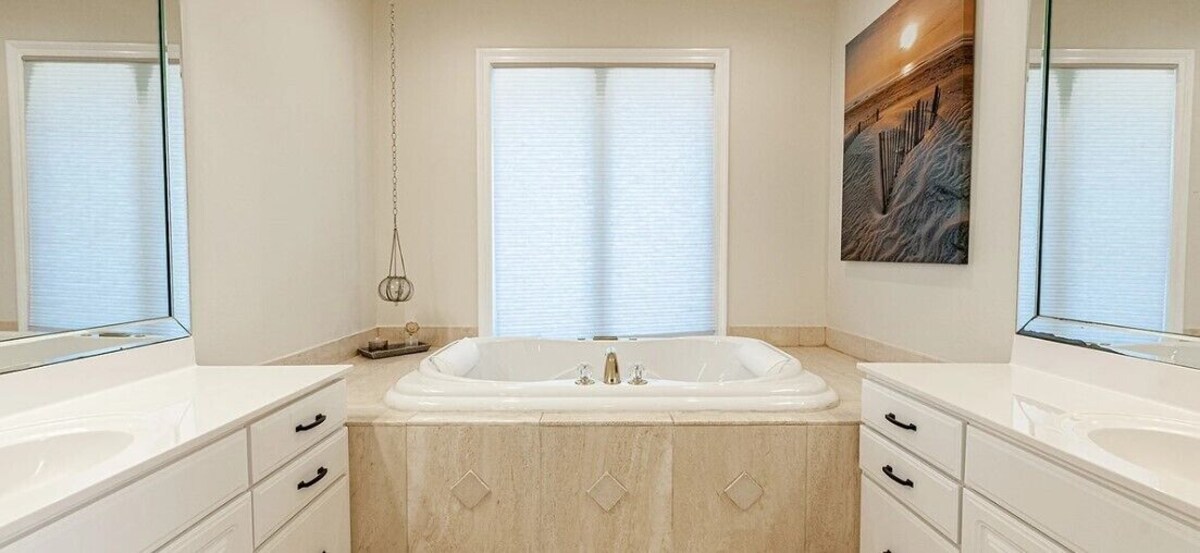 Photo 18 of Large 5BR/4BA Home- Walk to The Beach- PET FRIENDLY!