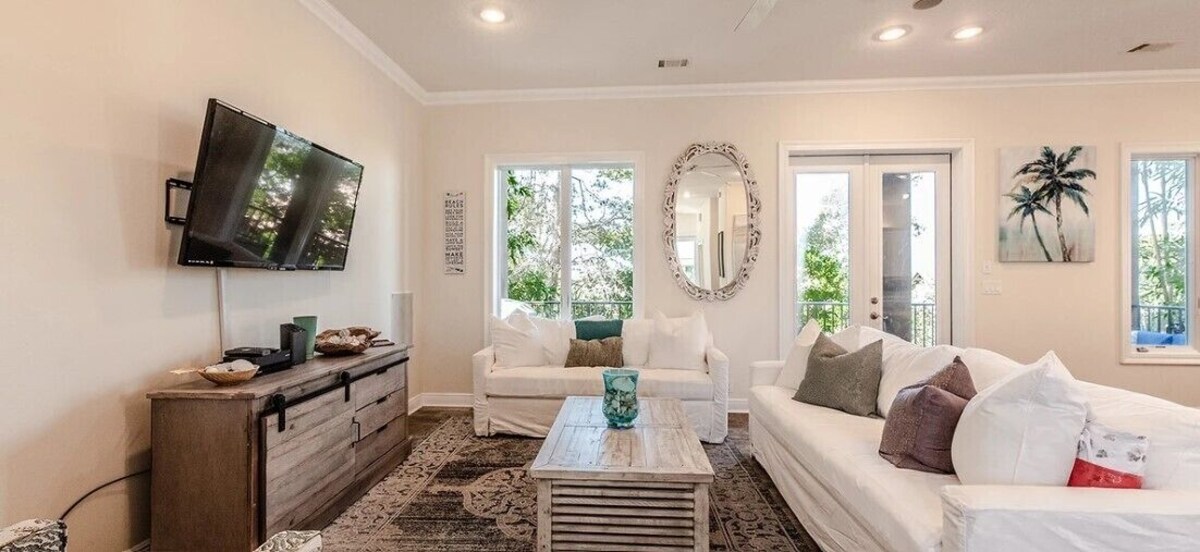 Photo 7 of Large 5BR/4BA Home- Walk to The Beach- PET FRIENDLY!