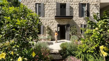 Facciata della struttura