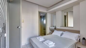 1 habitación, wifi y ropa de cama