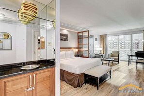 In-room safe, desk, iron/ironing board, free WiFi