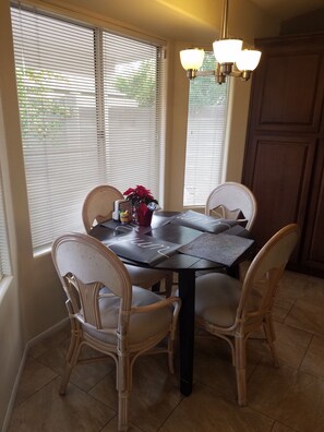 Dining - 6 Minutes to Phoenix Open / 25 minutes to Super Bowl (Phoenix)