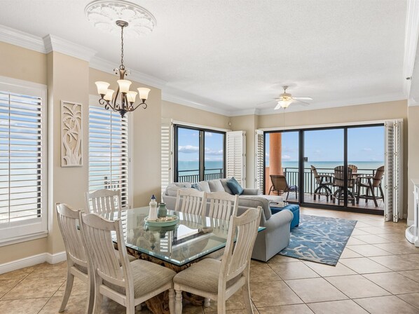 Dining Area - Seats Six