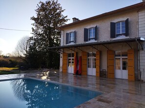 Piscine extérieure