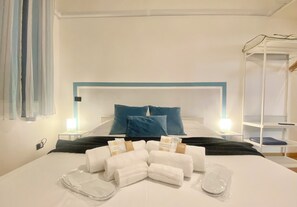 1 Schlafzimmer, Bügeleisen/Bügelbrett, Reisekinderbett, kostenloses WLAN