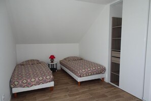 2 bedrooms, free WiFi - Holiday Home in Paimpol near Beaches (Paimpol)