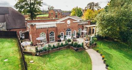 The Farmhouse at Mackworth