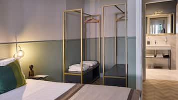Apartment | Frette Italian sheets, premium bedding, down comforters, pillowtop beds