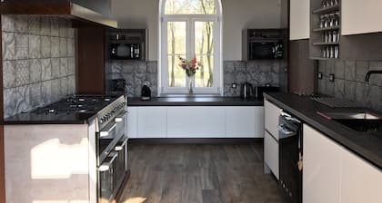 GĂźte de la gare (Padel court, swimming pool, Nordic bath, cinema)