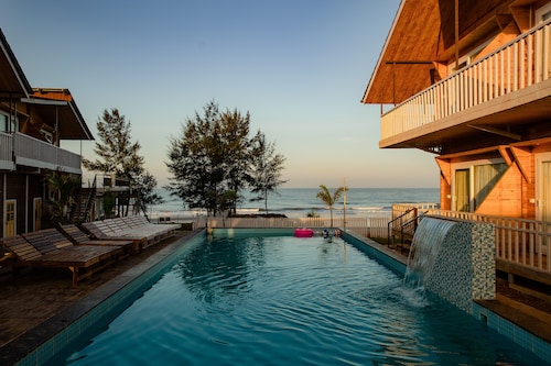 DALLAS BEACH RESORTS