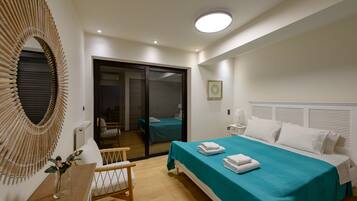 4 chambres, coffres-forts dans les chambres, bureau