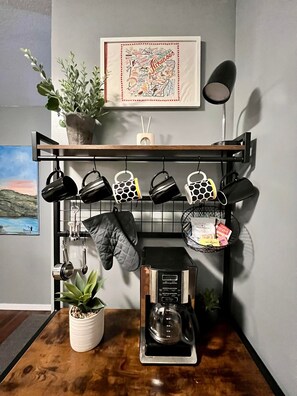 Interior - Fashionable Hardy A frame just minutes from Downtown (Hardy)