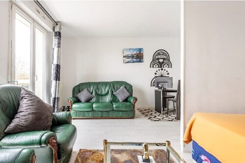 Exclusive studio with an office, balcony, Wi-Fi & free parking spot