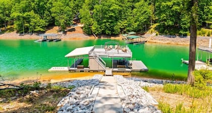 Lakeside Landing · Waterfront w/ Private Dock | Deerfield Resort