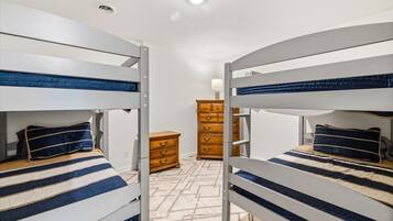 6 chambres, bureau, fer et planche à repasser, Wi-Fi gratuit