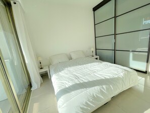 1 bedroom, iron/ironing board, free WiFi, bed sheets