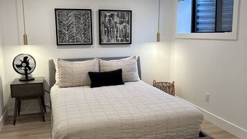 5 bedrooms, iron/ironing board, free WiFi, bed sheets