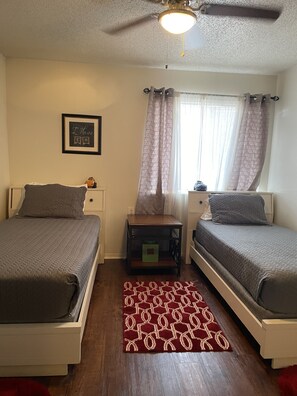 2 bedrooms, WiFi, bed sheets