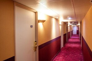 Interior - Saint Sauveur Hotel (Lourdes)