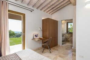 3 bedrooms, iron/ironing board, travel crib, free WiFi