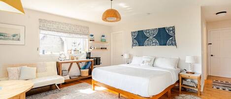 1 slaapkamer, een strijkplank/strijkijzer, reisbedje, gratis wifi