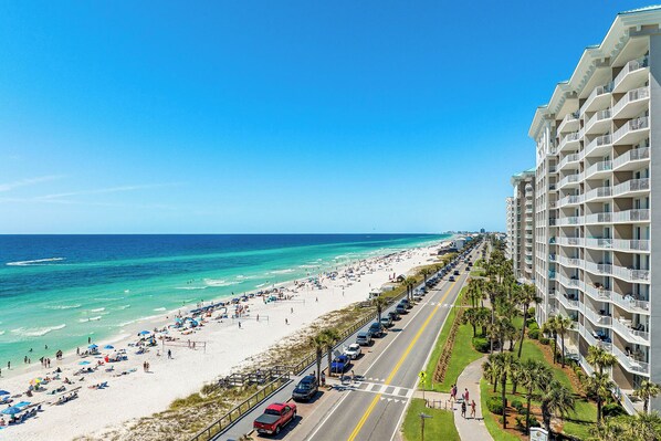 Overlooking the ocean, this beachfront hotel offers stunning views from its multiple balconies.