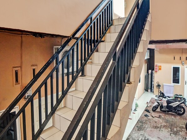 Interior detail - Hotel O N Guesthouse (Medan)