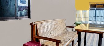 Hotel O N Guesthouse