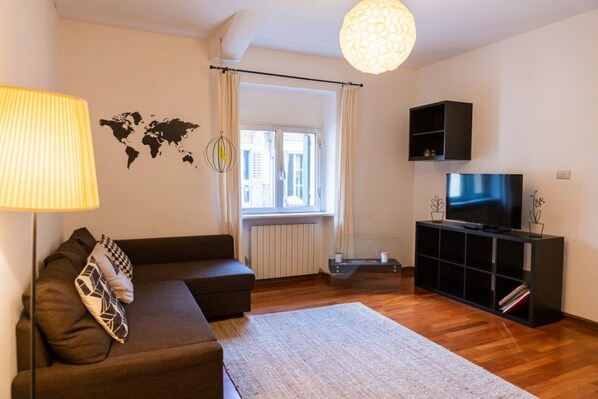 Living area - Cozy Residence Rocchetto - 25 meters from P. Erbe (Verona)