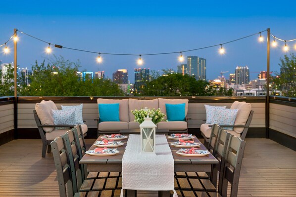 Outdoor dining
