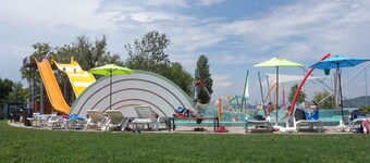 Holiday apartment with air conditioning, internet