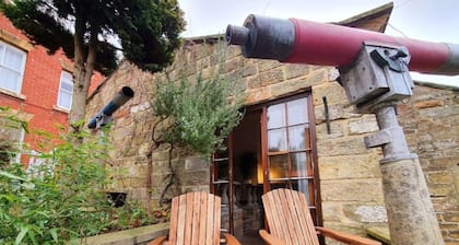 Quirky and quaint beckside cottage situated in smugglers village (pet friendly).