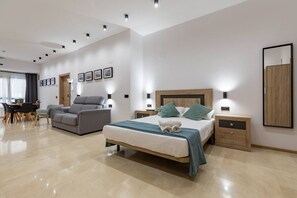 In-room safe, iron/ironing board, free WiFi, bed sheets