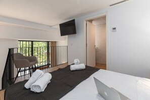 1 chambre, coffres-forts dans les chambres, fer et planche Ă repasser